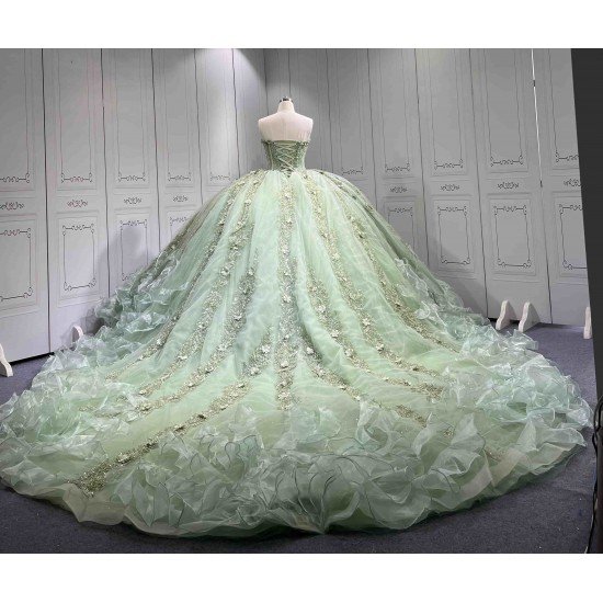 Mumuleo Sage Green Quinceanera Dress Sweetheart Beaded Lace Appliques Ruffled Tulle Ball Gown Detachable Cape Lace Up Back Long Train Vestidos De 15 Anos
