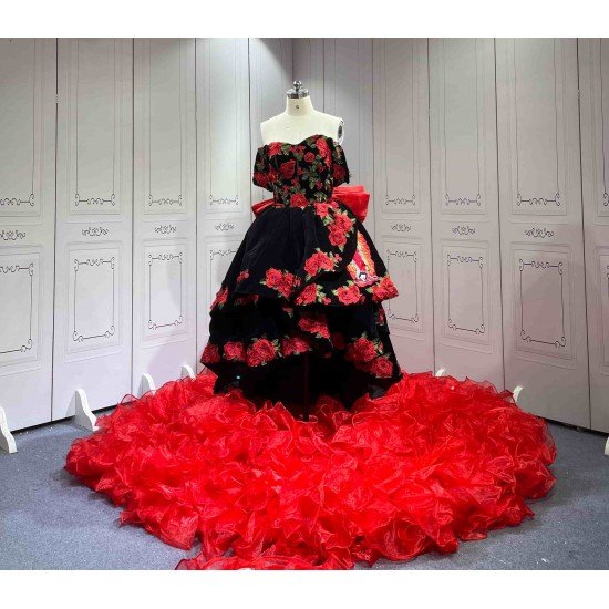 Mumuleo Custom Made Burgundy Black Floor-Length Ball Gown Quinceanera Dress Off-Shoulder Lace Appliques Sweep Train Luxury Satin