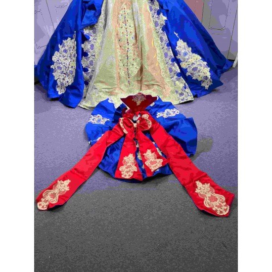Mumuleo Snow White Inspired Quinceanera Floor-Length Modern Satin Lace Dress with Cape for Teenagers