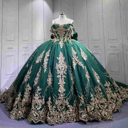 Mumuleo Emerald Green Quinceanera Dresses 2027 Floor-Length Modern Ball Gown Sweep Train Satin Knitted Lace Bow