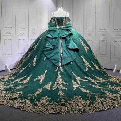 Mumuleo Emerald Green Quinceanera Dresses 2027 Floor-Length Modern Ball Gown Sweep Train Satin Knitted Lace Bow