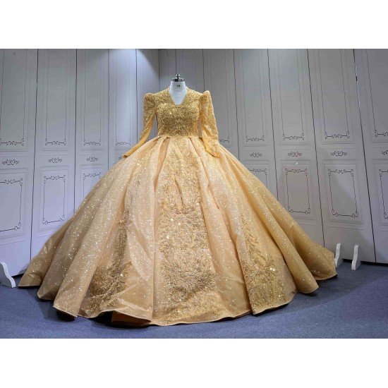 Mumuleo Gold Long Sleeve Ball Gown Floor-Length Modern Satin Quinceanera Dresses with Chapel Train Beading Lace Print 2026