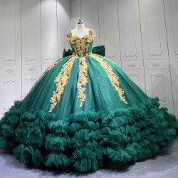 Mumuleo Emerald Green Quinceanera Ball Gown Floor-Length Chapel Train Modern Satin Knitted Dress for Teenagers