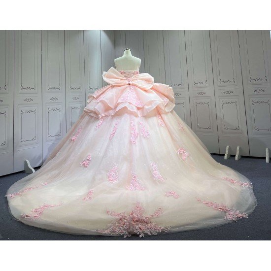 Mumuleo Light Pink Ball Gown Quinceanera Dresses with Chapel Train off the Shoulder Satin Fabric Modern Style 2027