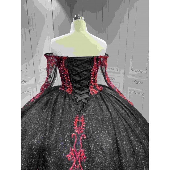 Mumuleo Black Red Modern Ball Gown Floor-Length Quinceanera Dress Satin Lace Natural Waistline Sweetheart Neckline for Teenagers
