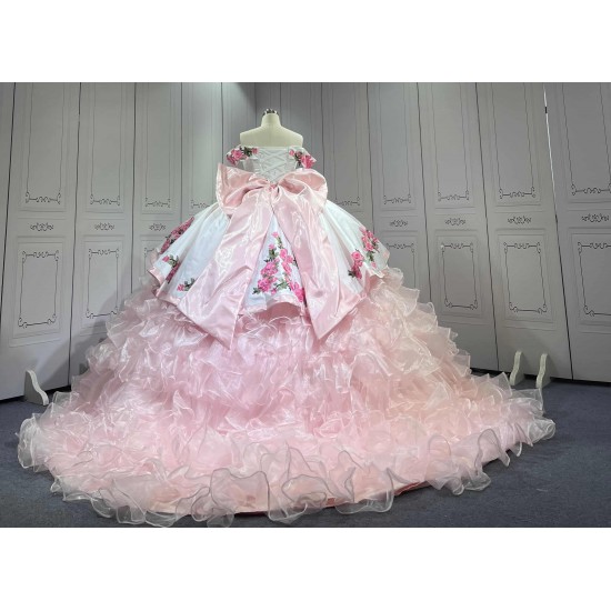 Mumuleo Light Pink Mexican Quinceanera Ball Gown Floor-Length Dresses with Chapel Train Modern Satin Knitted for Teenagers 2026