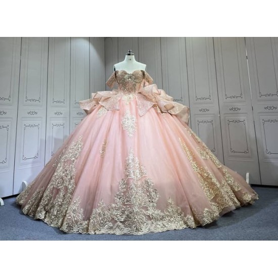 Mumuleo Blush Pink Quinceanera Ball Gown Floor-Length Chapel Train Modern Satin Lace Natural Waist Dress 2026