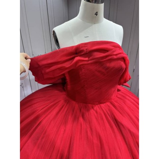 Mumuleo Red Quinceanera Ball Gown Floor-Length Chapel Train Modern Satin Lace Natural Waist Print Teenagers 2026
