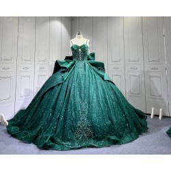 Mumuleo Emerald Green Floor-Length Ball Gown Quinceanera Dress with Chapel Train Modern Satin Lace Print 2026