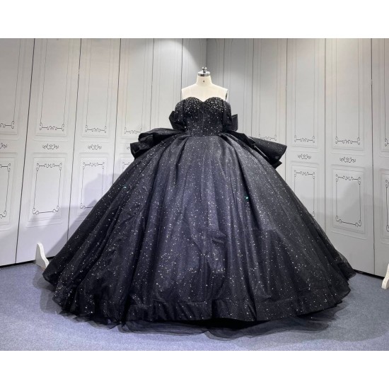 Mumuleo Black Quinceanera Ball Gown Floor-Length Modern Satin Chapel Train Lace Natural Waist Dress 2026