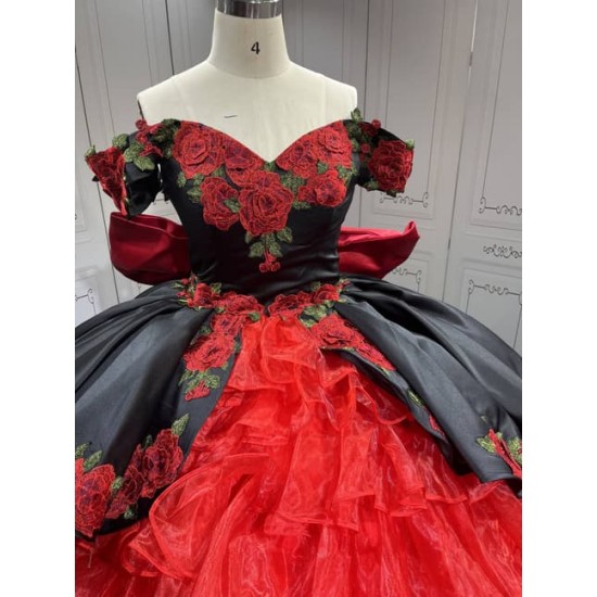 Mumuleo Modern Ball Gown Floor-Length Chapel Train Satin Print Knitted Black and Red Mexican Quinceanera Dress 2026