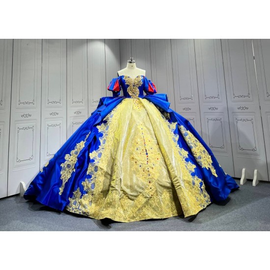 Mumuleo Snow White Inspired Quinceanera Ball Gown Floor-Length Chapel Train Modern Satin Print Lace Dress 2026