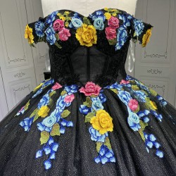 Floral Black Quinceanera Dresses With Flowers Vestidos De Fiesta Prom Dresses Vestidos de 15 Anos Quinceanera 2025