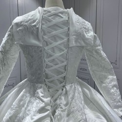 2024 New Arrival Africa Wedding Dress Long Sleeve Custom Made Bridal Gowns Black Girl Women Dress