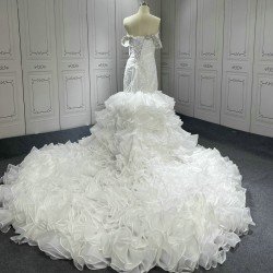 Off Shoulder Crystal Wedding Dresses 2024 Ruffled Bridal Gowns Sweep Train vestido de novia Robe De Mariee