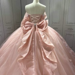 Off the Shoulder Pink Quinceanera Dresses Tulle 3D Flowers Appliques 15 Anos Sweetheart Vestido De 15 Customised With Bow